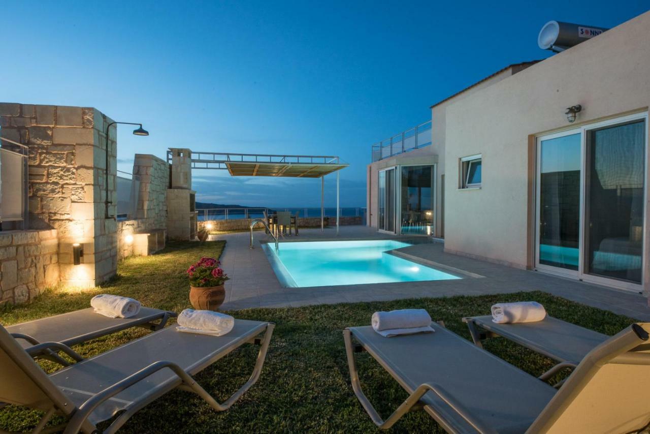 Pantanassa Villa Thalia Agia Marina エクステリア 写真
